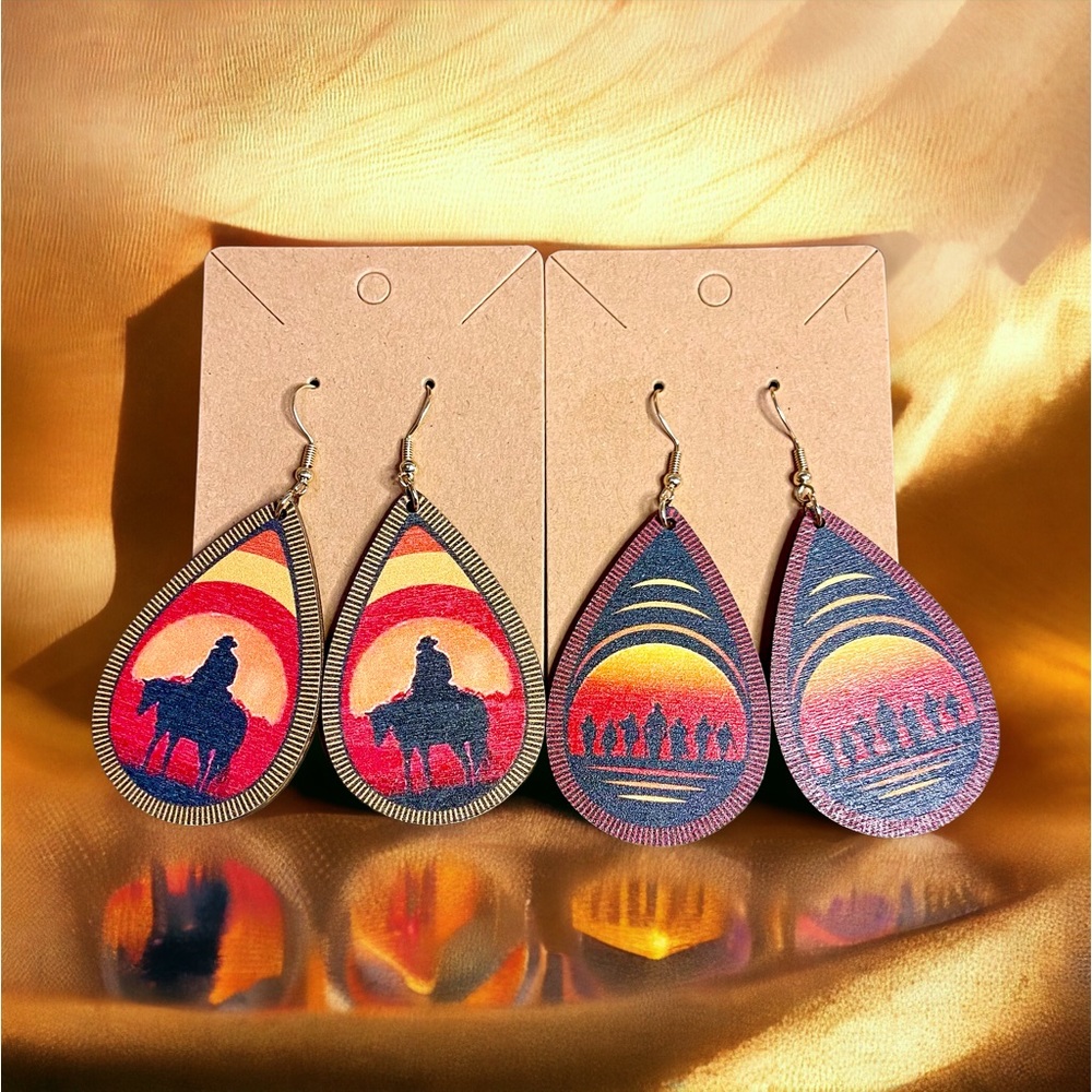 New 2 pair bundle western cowboy wood teardrop earrings